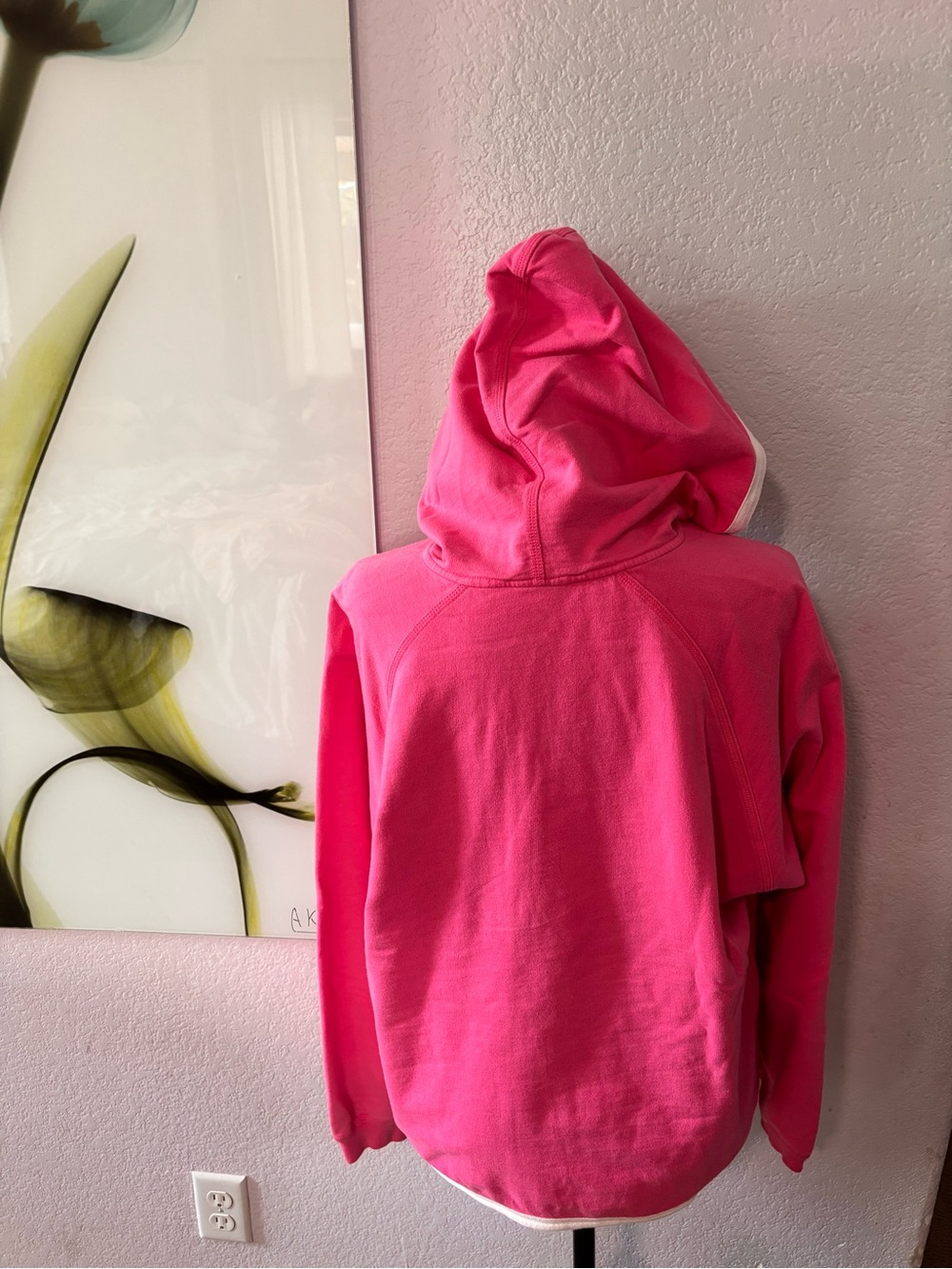 Pink zip up hoodie size medium - Picture 3 of 4